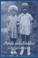 Hvide ankelsokker af Lone Wennemoes