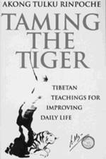 Taming The Tiger af Akong Tulku Rinpoche