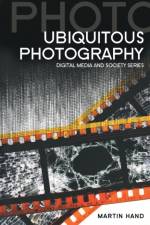 Ubiquitous Photography af Martin (Queens University Hand