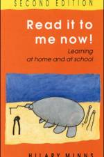 READ IT TO ME NOW! af Hilary Minns