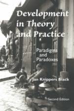 Development In Theory And Practice af Jan Knippers Black