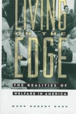Living on the Edge af Mark Robert Rank