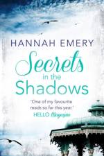 Secrets in the Shadows af Hannah Emery