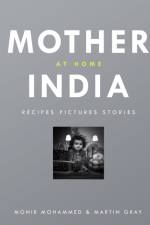Mother India at Home af Monir Mohammed