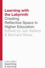 Learning with the Labyrinth af Bernard Moss