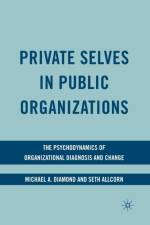 Private Selves in Public Organizations af S. Allcorn