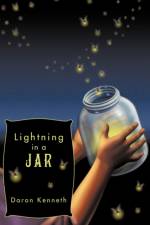 Lightning in a Jar af Daron Kenneth
