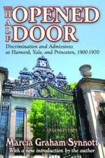 The Half-Opened Door af Marcia Synnott