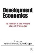 Development Economics af John Knapp
