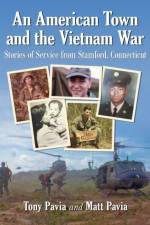 An American Town and the Vietnam War af Tony Pavia