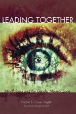 Leading Together af Nicole S Oliver Snyder