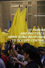 Of Papers and Protests af Guy Breshears