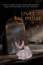 Livet bag spejlet af Clara Tykgaard Madsen