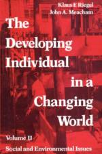 The Developing Individual in a Changing World af Georgy Gounev