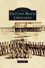 Daytona Beach Lifeguards af Patti Light