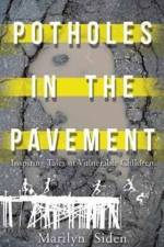 Potholes in the Pavement af Marilyn Siden