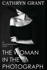 Woman In the Photograph af Cathryn Grant