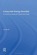 Living With Energy Shortfall af Jon Van Til