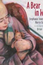 A Bear in War af Stephanie Innes