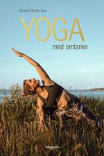 Yoga med omtanke af Kristine Skytte Glue