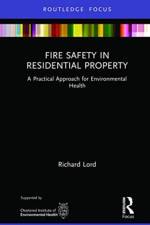Fire Safety in Residential Property af Richard Lord