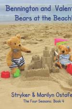 Bennington and Valentina Bears at the Beach af Marilyn Ostafew