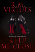Keep Me Close af Rm Virtues