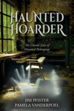 Haunted Hoarder af Pamela Vanderpoel