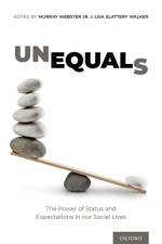 Unequals af Professor and Associate Dean
