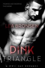 Pink Triangle af Lea Bronsen