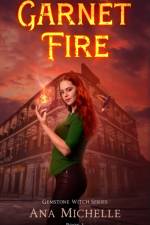 Garnet Fire af Ana Michelle