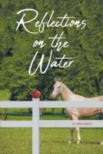 Reflections on the Water af Jo Ann Surrey
