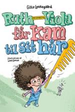 Ruth-Viola med bindestreg får kam til sit hår af Gitte Løkkegaard