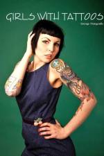 Girls with Tattoos af George Frangoulis