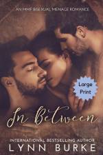 In Between Large Print af Lynn Burke