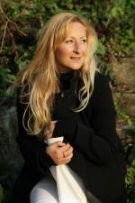 The House in the Olive Grove af Emma Cowell