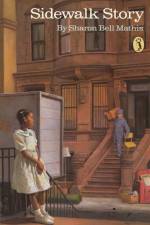 Sidewalk Story af Sharon Bell Mathis