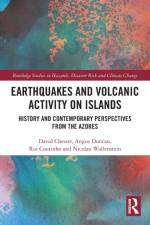 Earthquakes and Volcanic Activity on Islands af David (University of Liverpool Chester