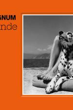 HUNDE af Magnum Photos