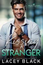 Kissing A Stranger af Lacey Black