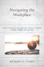 NAVIGATING THE WORKPLACE af Richard D. Tomko