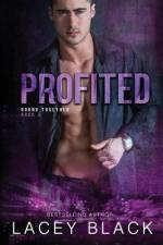 Profited af Lacey Black
