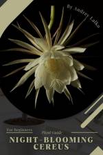 Night-Blooming Cereus af Andrey Lalko