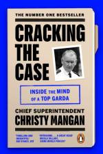 Cracking the Case af Christy Mangan