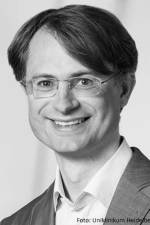 Nicht systemrelevant af Christoph Schickhardt