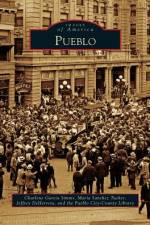 Pueblo af Charlene Garcia Simms