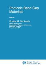 Photonic Band Gap Materials af C. M. Soukoulis
