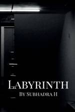 Labyrinth af Subhadra Hodigere