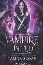 Vampire United af Ivy Lane