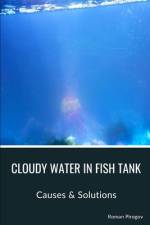 Cloudy Water in Fish Tank af Roman Pirogov